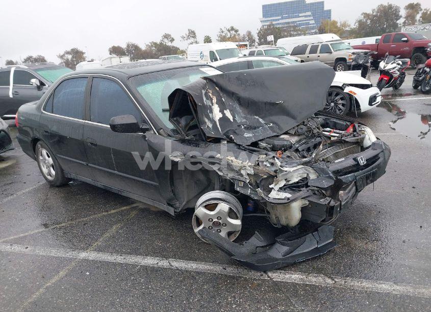 2000 Honda Accord 3.0 EX (VIN 1HGCG1654YA093405) main photo