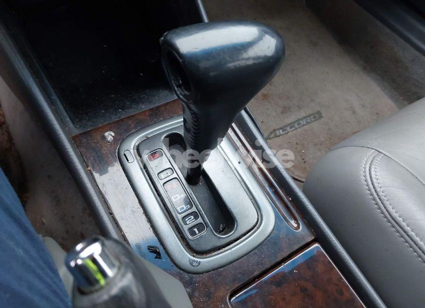 Photo 12 of 2001 Honda Accord 3.0 EX (VIN 1HGCG16551A018296)