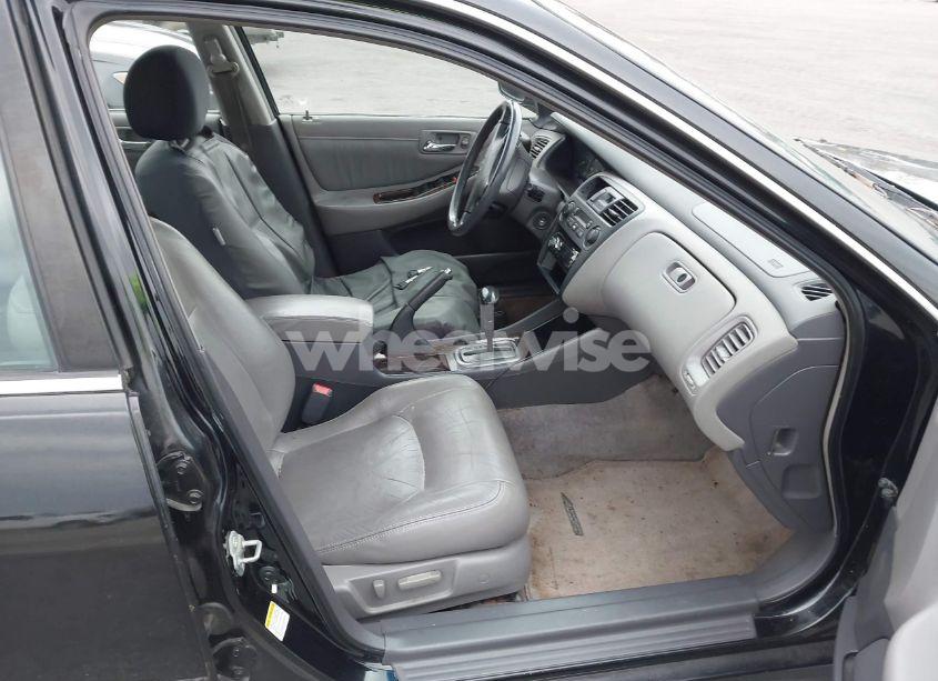 Photo 5 of 2001 Honda Accord 3.0 EX (VIN 1HGCG16551A018296)