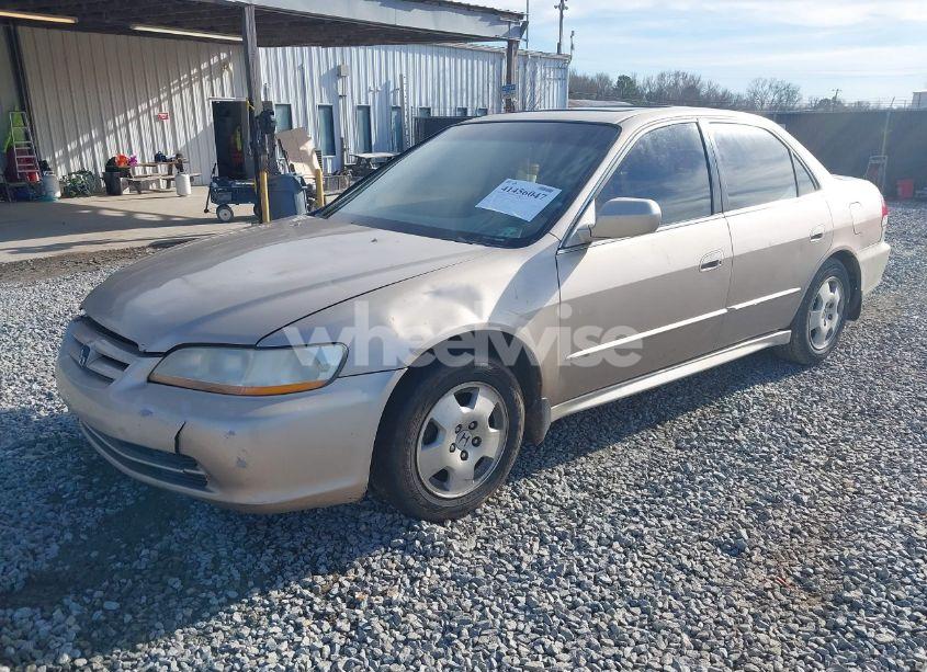 Photo 2 of 2001 Honda Accord 3.0 EX (VIN 1HGCG16551A035647)