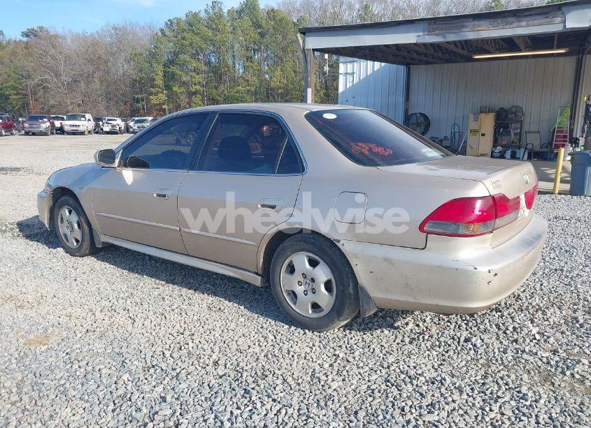Photo 3 of 2001 Honda Accord 3.0 EX (VIN 1HGCG16551A035647)