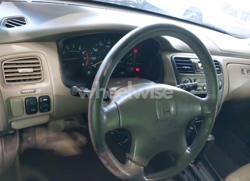 Photo 7 of 2001 Honda Accord 3.0 EX (VIN 1HGCG16551A063996)