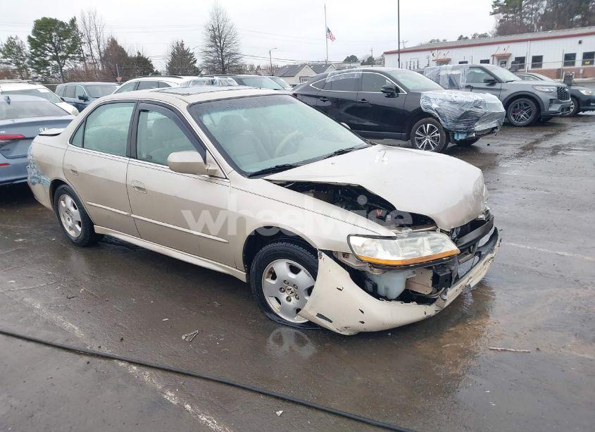 2001 Honda Accord 3.0 EX (VIN 1HGCG16551A083178) main photo