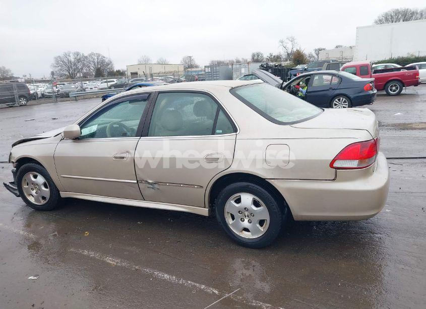 Photo 13 of 2001 Honda Accord 3.0 EX (VIN 1HGCG16551A083178)