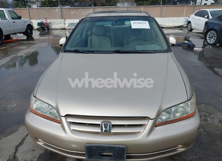 Photo 6 of 2002 Honda Accord 3.0 EX (VIN 1HGCG16552A060081)