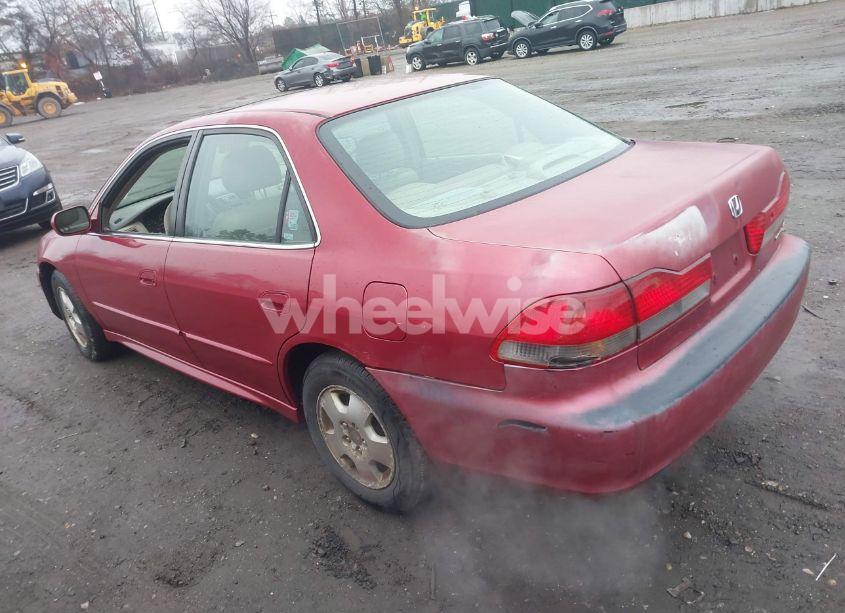 Photo 3 of 2002 Honda Accord 3.0 EX (VIN 1HGCG16552A068858)