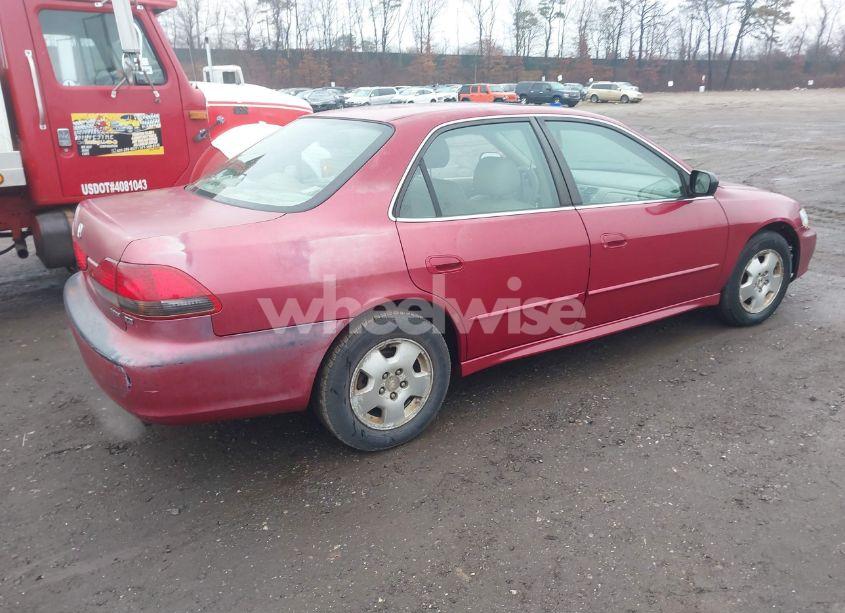 Photo 4 of 2002 Honda Accord 3.0 EX (VIN 1HGCG16552A068858)