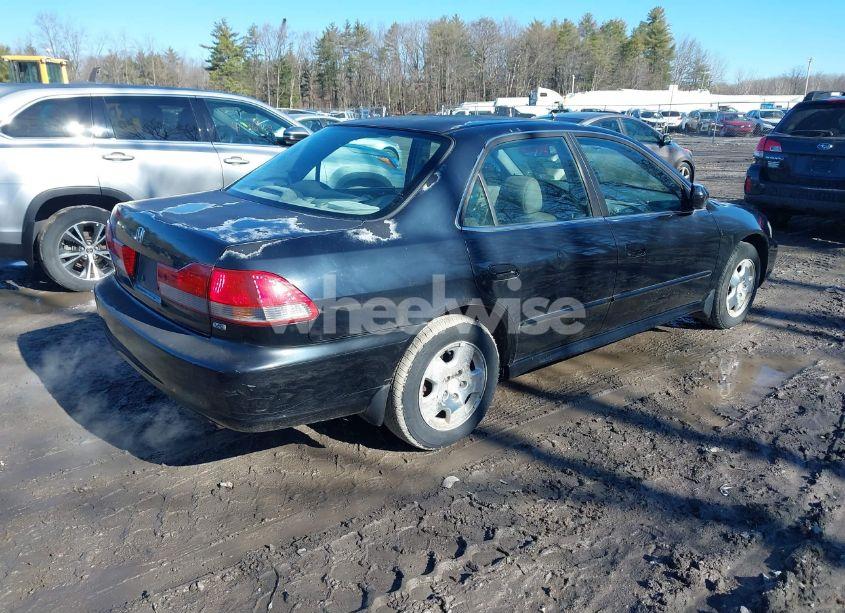 Photo 4 of 2002 Honda Accord 3.0 EX (VIN 1HGCG16552A070559)