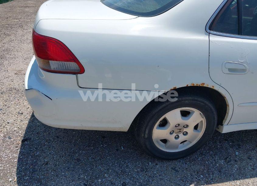 Photo 6 of 2002 Honda Accord 3.0 EX (VIN 1HGCG16552A075664)