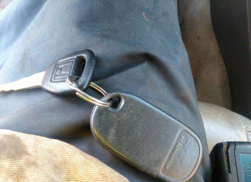 Photo 11 of 1998 Honda Accord EX V6 (VIN 1HGCG1655WA001814)