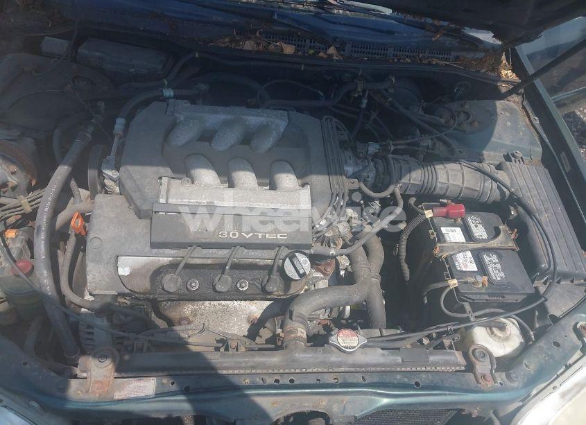 Photo 10 of 1998 Honda Accord EX V6 (VIN 1HGCG1655WA034098)