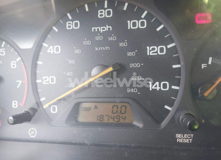 Photo 7 of 1998 Honda Accord EX V6 (VIN 1HGCG1655WA034098)