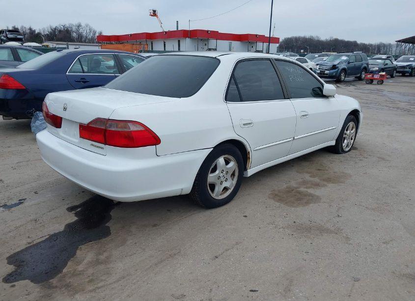 Photo 4 of 1999 Honda Accord EX V6 (VIN 1HGCG1655XA020087)