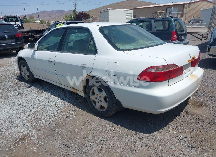 Photo 3 of 1999 Honda Accord EX V6 (VIN 1HGCG1655XA038752)