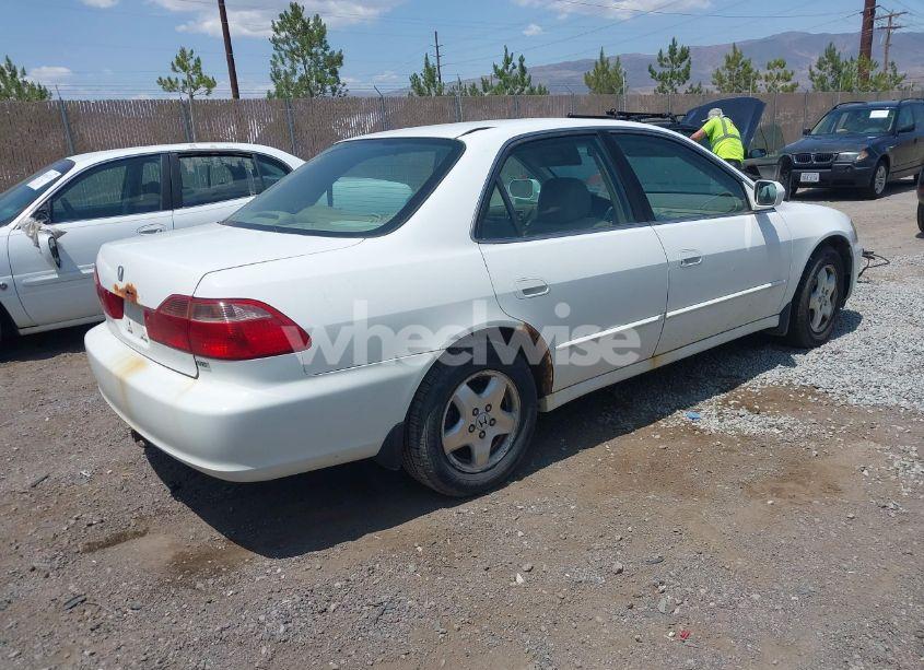 Photo 4 of 1999 Honda Accord EX V6 (VIN 1HGCG1655XA038752)