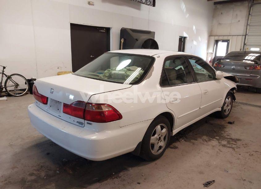 Photo 4 of 1999 Honda Accord EX V6 (VIN 1HGCG1655XA060766)