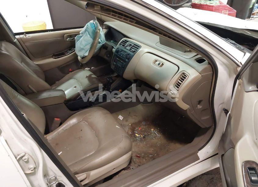 Photo 5 of 1999 Honda Accord EX V6 (VIN 1HGCG1655XA060766)