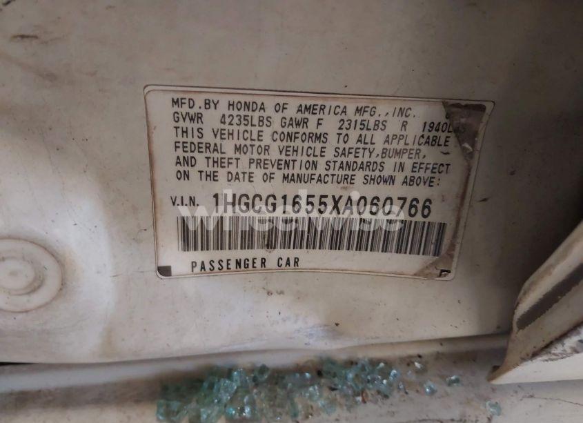 Photo 9 of 1999 Honda Accord EX V6 (VIN 1HGCG1655XA060766)