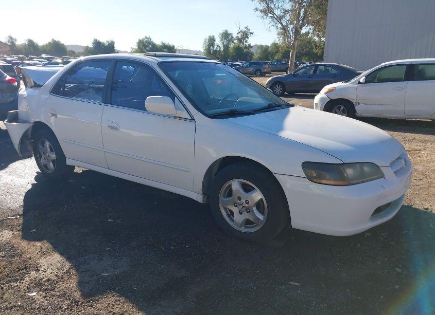 2000 Honda Accord 3.0 EX (VIN 1HGCG1655YA011889) main photo