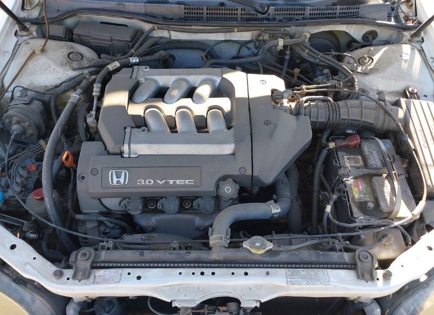 Photo 10 of 2000 Honda Accord 3.0 EX (VIN 1HGCG1655YA011889)