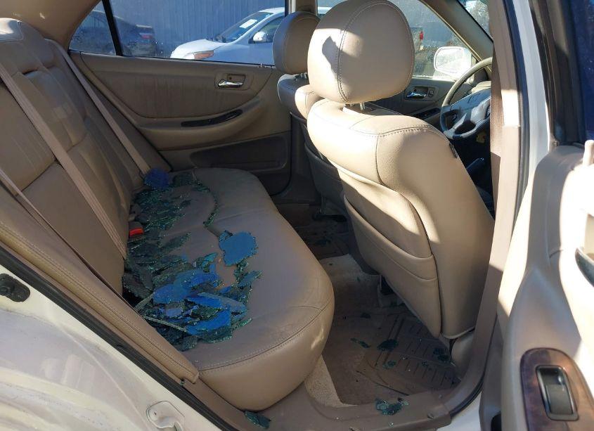 Photo 8 of 2000 Honda Accord 3.0 EX (VIN 1HGCG1655YA011889)