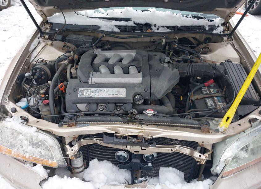 Photo 10 of 2000 Honda Accord 3.0 EX (VIN 1HGCG1655YA056945)