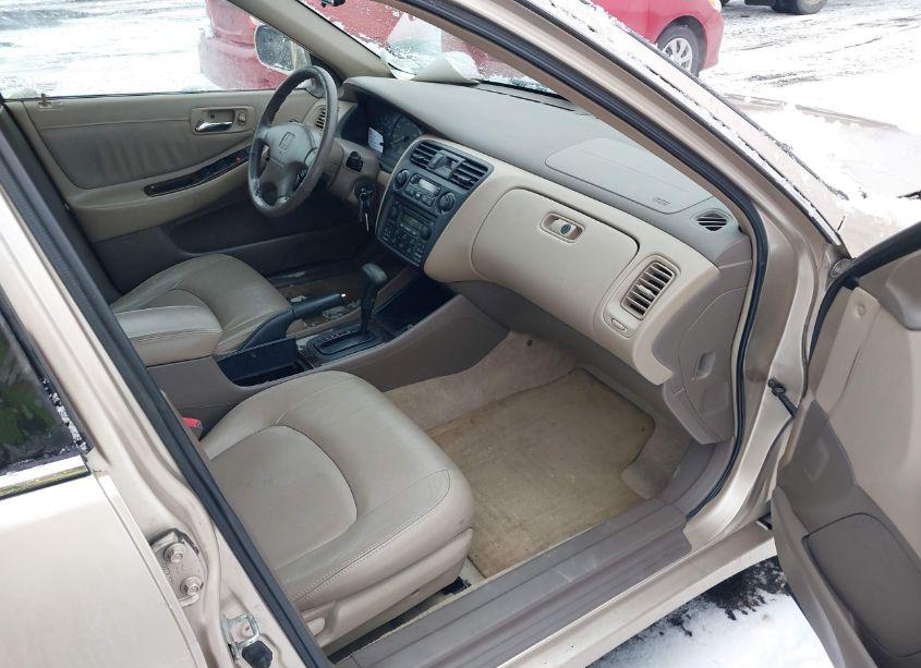 Photo 5 of 2000 Honda Accord 3.0 EX (VIN 1HGCG1655YA056945)