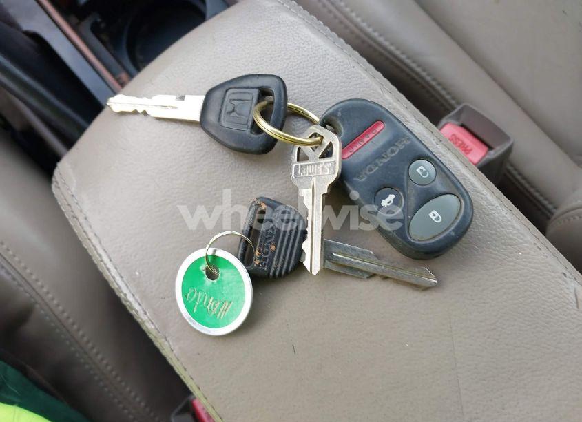 Photo 11 of 2000 Honda Accord 3.0 EX (VIN 1HGCG1655YA084681)