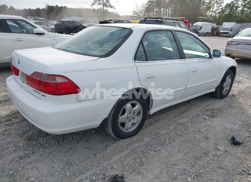 Photo 4 of 2000 Honda Accord 3.0 EX (VIN 1HGCG1655YA084681)