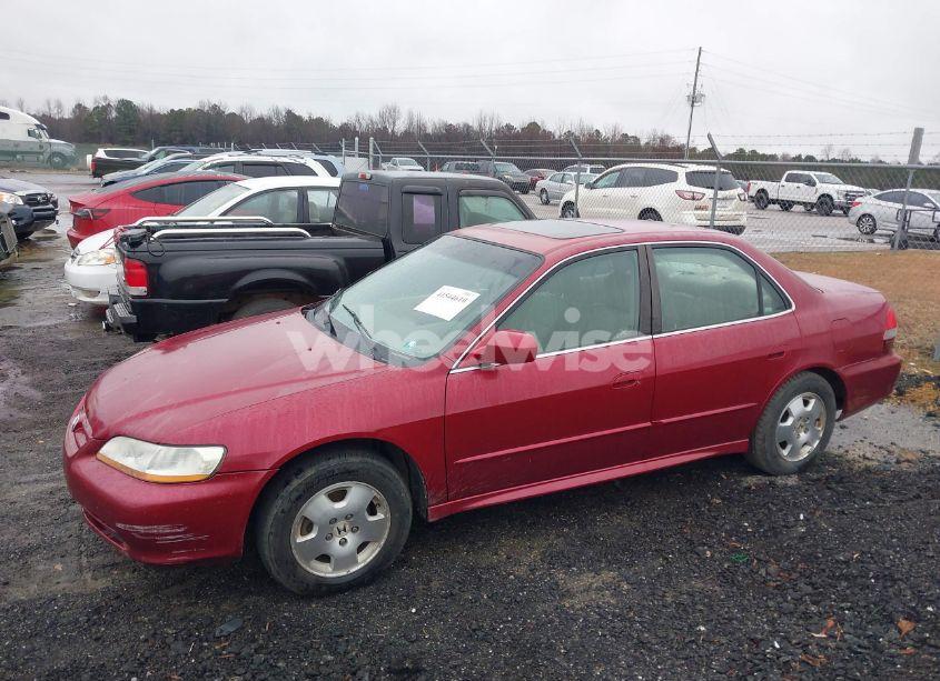 Photo 15 of 2001 Honda Accord 3.0 EX (VIN 1HGCG16561A032515)