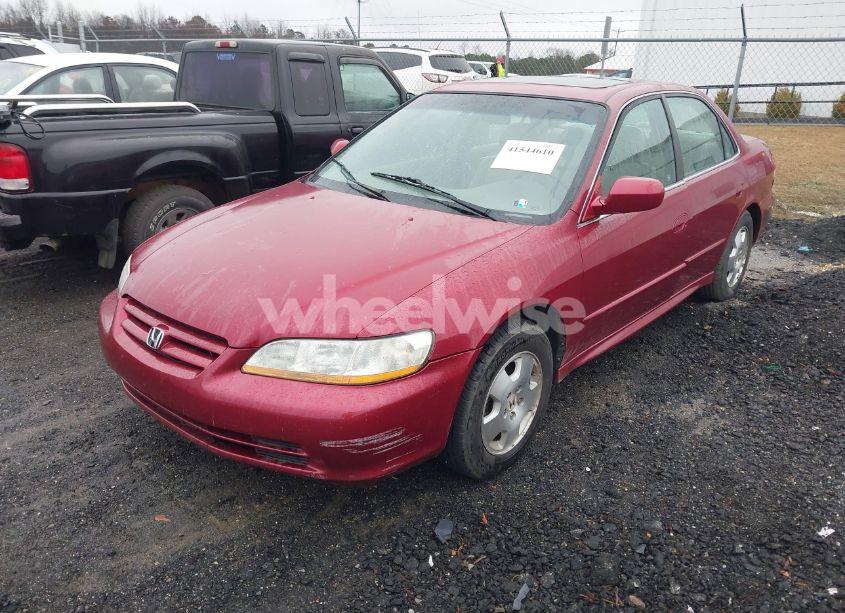 Photo 2 of 2001 Honda Accord 3.0 EX (VIN 1HGCG16561A032515)