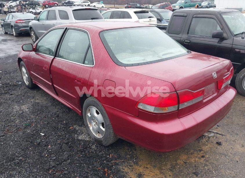 Photo 3 of 2001 Honda Accord 3.0 EX (VIN 1HGCG16561A032515)