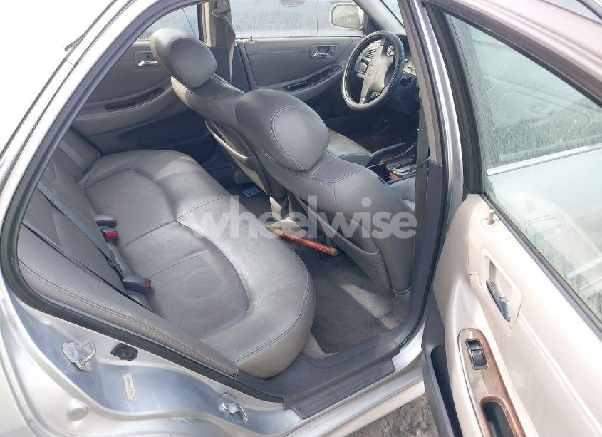 Photo 8 of 2001 Honda Accord 3.0 EX (VIN 1HGCG16561A082072)
