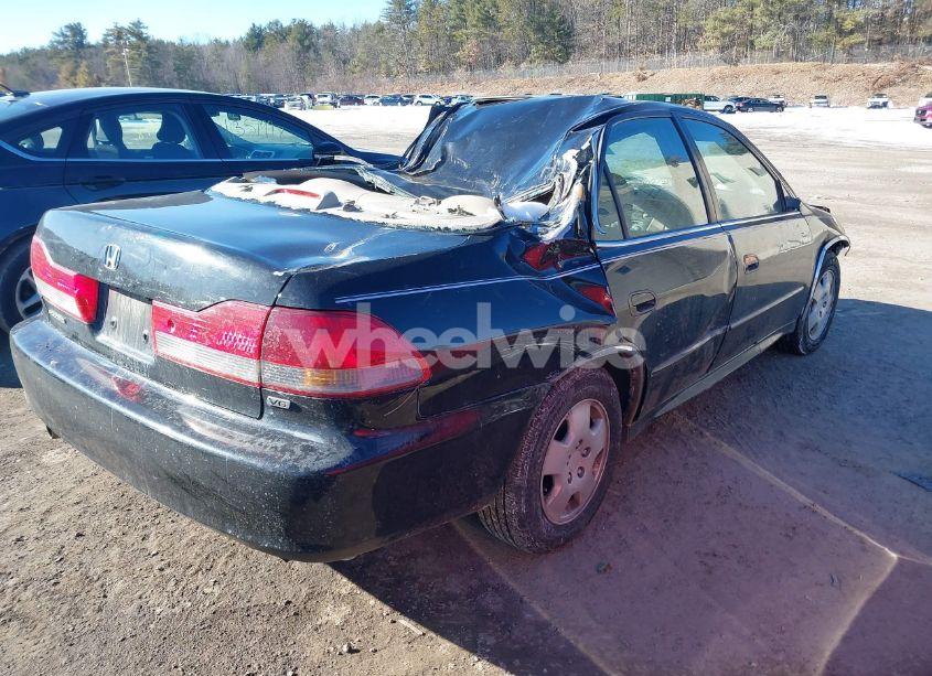 Photo 4 of 2002 Honda Accord 3.0 EX (VIN 1HGCG16562A005557)