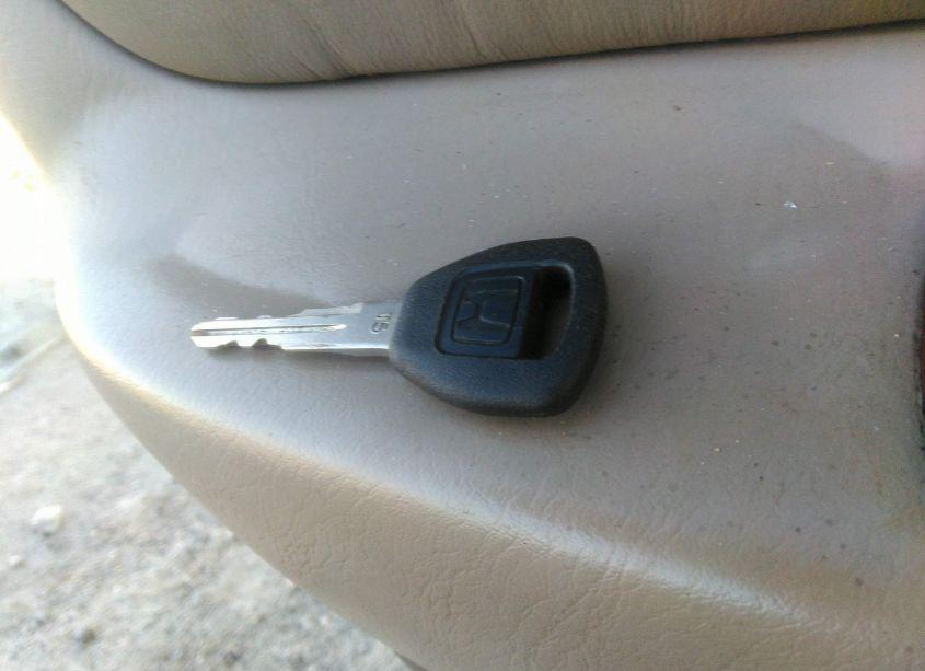 Photo 11 of 2002 Honda Accord 3.0 EX (VIN 1HGCG16562A041331)