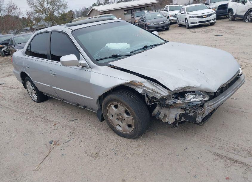 2002 Honda Accord 3.0 EX (VIN 1HGCG16562A073342) main photo
