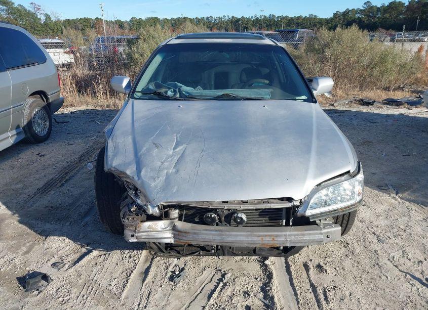 Photo 12 of 2002 Honda Accord 3.0 EX (VIN 1HGCG16562A073342)