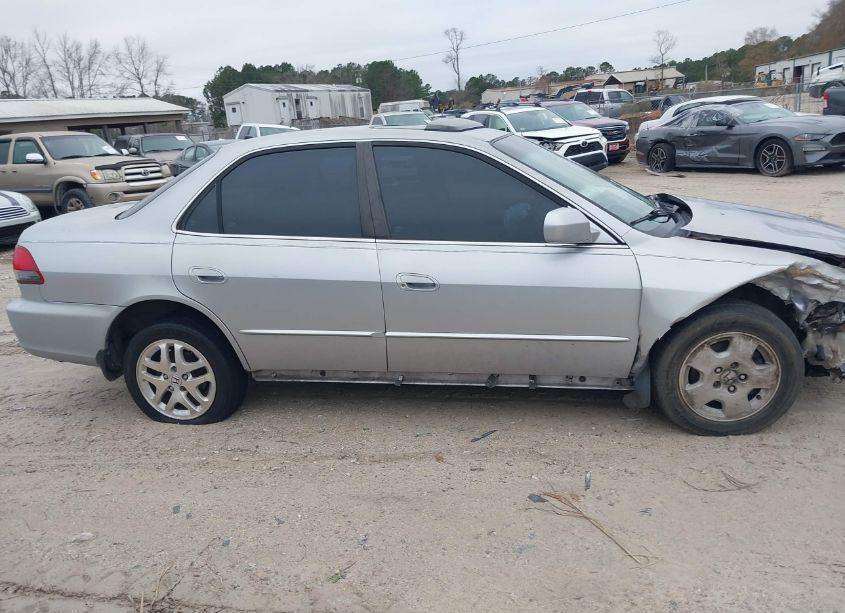 Photo 13 of 2002 Honda Accord 3.0 EX (VIN 1HGCG16562A073342)