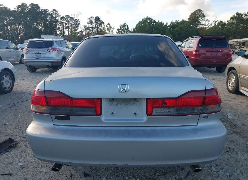 Photo 16 of 2002 Honda Accord 3.0 EX (VIN 1HGCG16562A073342)