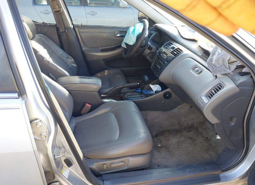 Photo 5 of 2002 Honda Accord 3.0 EX (VIN 1HGCG16562A073342)