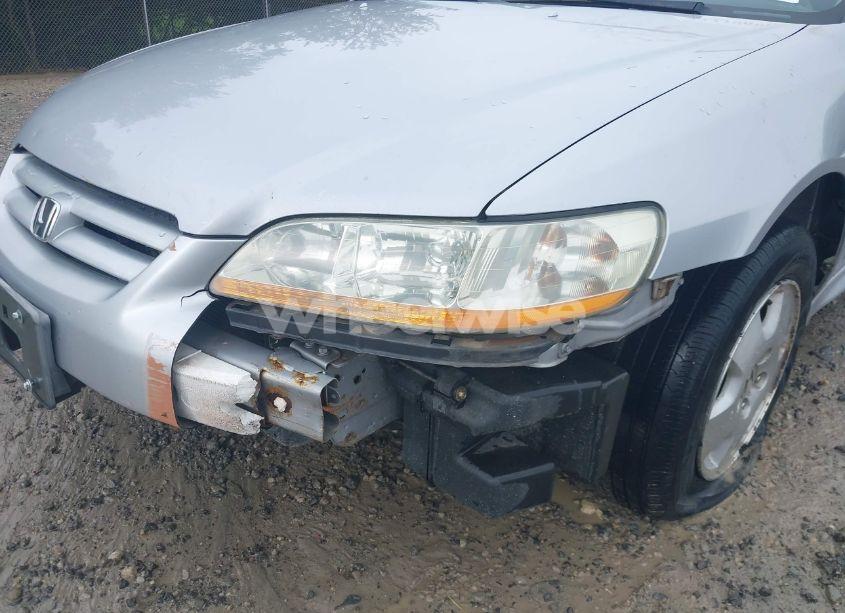 Photo 18 of 2002 Honda Accord 3.0 EX (VIN 1HGCG16562A082297)