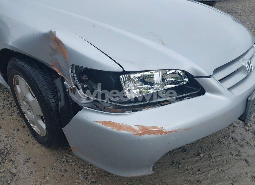 Photo 19 of 2002 Honda Accord 3.0 EX (VIN 1HGCG16562A082297)