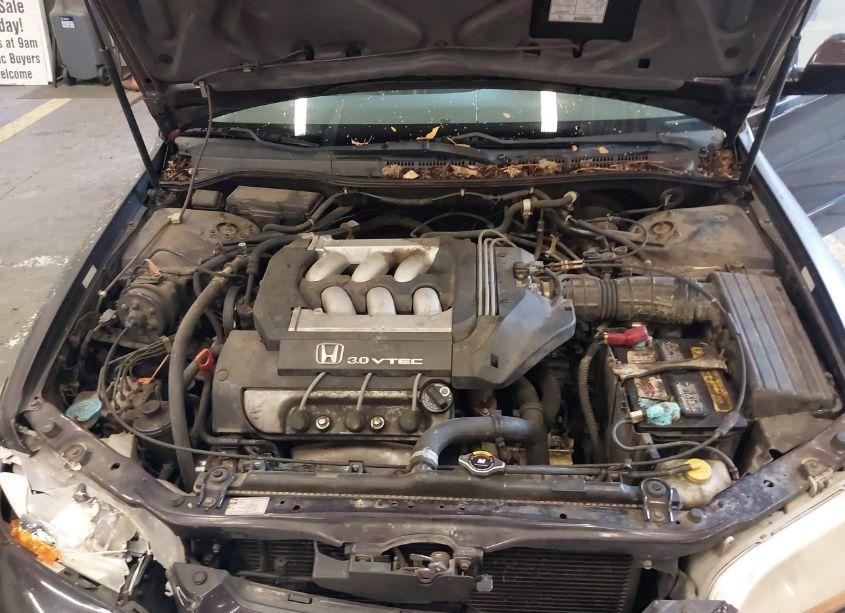 Photo 10 of 1999 Honda Accord EX V6 (VIN 1HGCG1656XA013259)