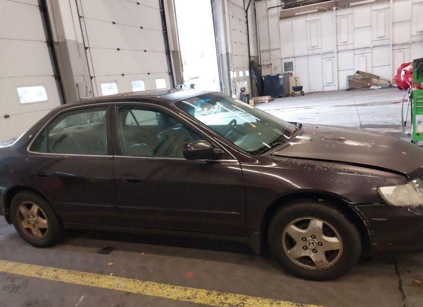 Photo 13 of 1999 Honda Accord EX V6 (VIN 1HGCG1656XA013259)