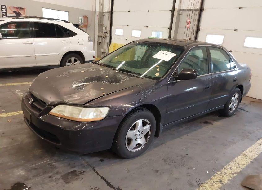 Photo 2 of 1999 Honda Accord EX V6 (VIN 1HGCG1656XA013259)