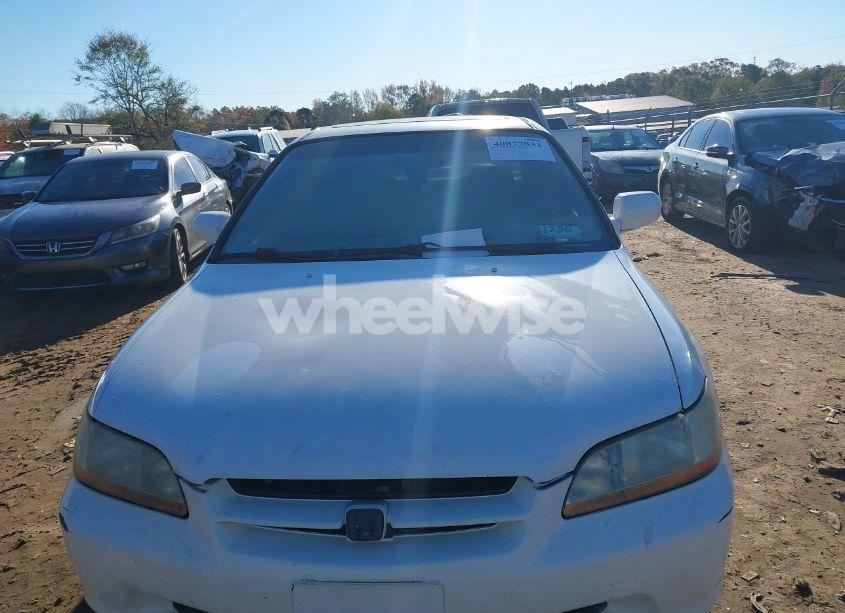 Photo 6 of 1999 Honda Accord EX V6 (VIN 1HGCG1656XA055933)