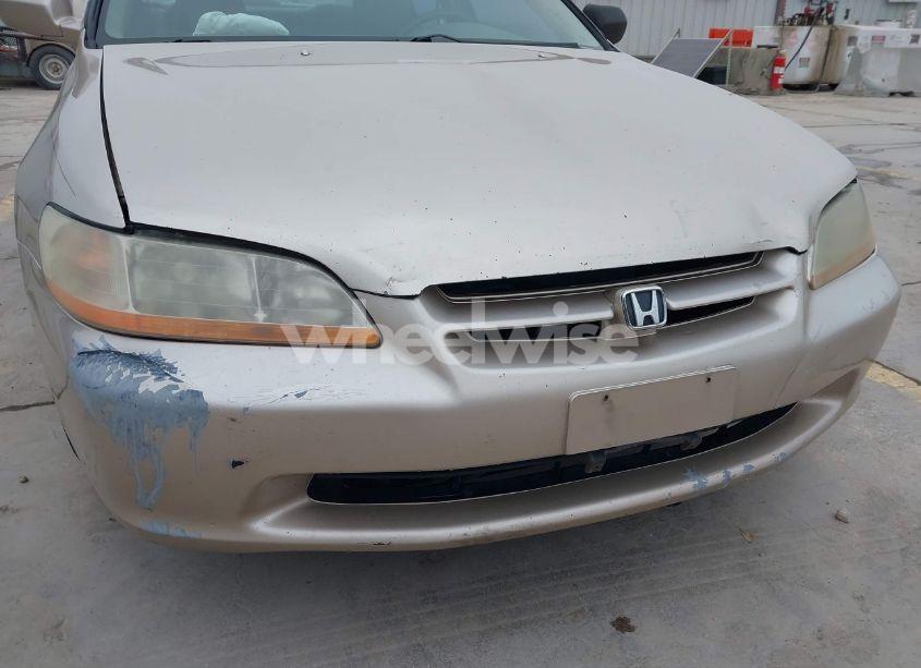 Photo 6 of 2000 Honda Accord 3.0 EX (VIN 1HGCG1656YA006720)