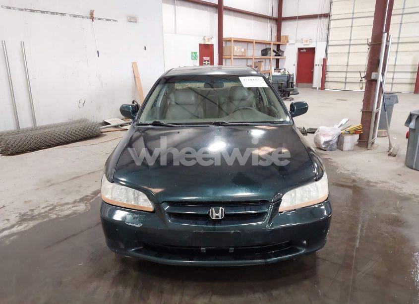 Photo 13 of 2001 Honda Accord 3.0 EX (VIN 1HGCG16571A034550)