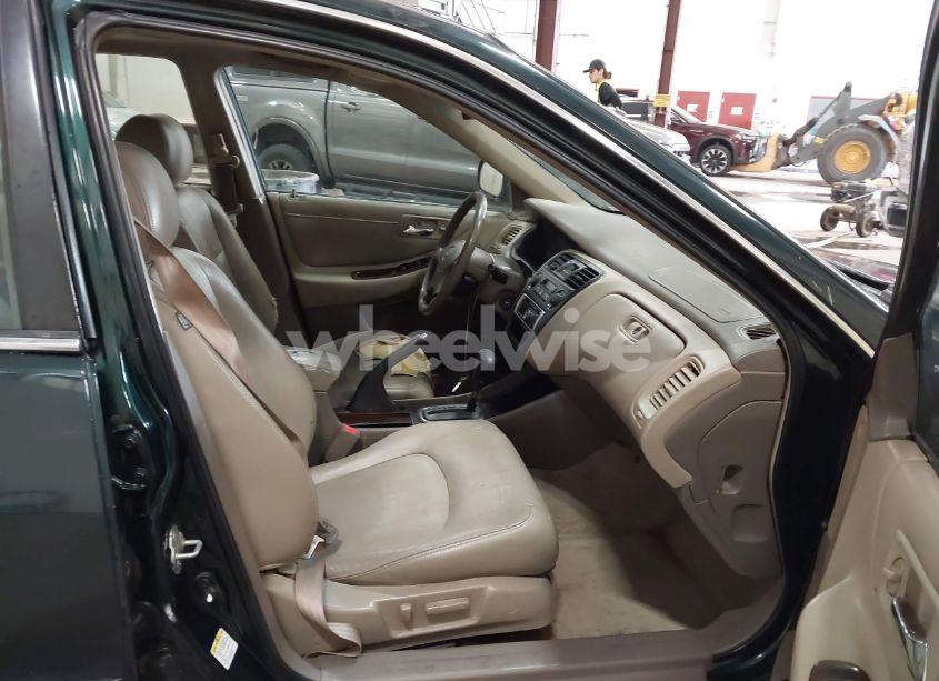 Photo 5 of 2001 Honda Accord 3.0 EX (VIN 1HGCG16571A034550)