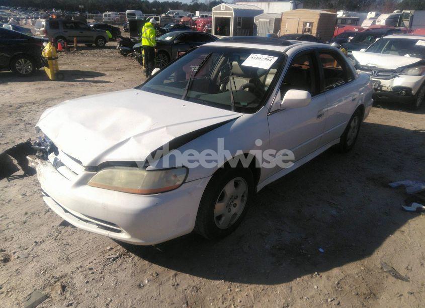 Photo 2 of 2001 Honda Accord 3.0 EX (VIN 1HGCG16571A062378)